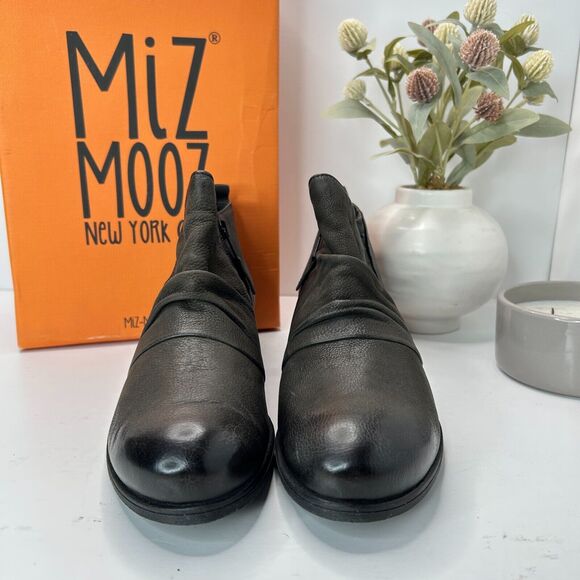 Miz Mooz Snap Wide Leather Studded Boot Ash Side Zip Women EU 41/10.5 Tried On - Picture 2 of 10